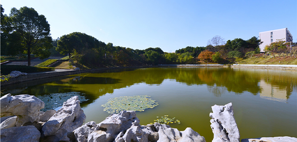 江西旅游商貿(mào)職業(yè)學(xué)院 - 最美大學(xué)