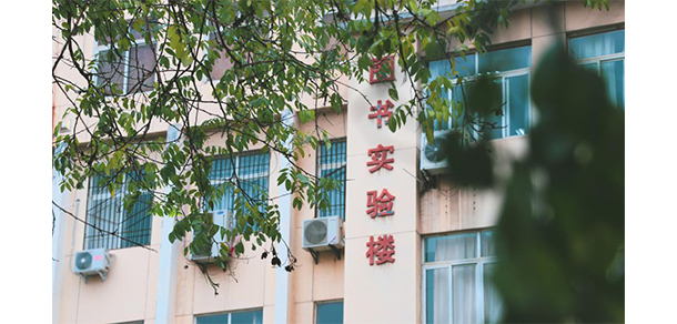 延安大學(xué)西安創(chuàng)新學(xué)院 - 最美大學(xué)